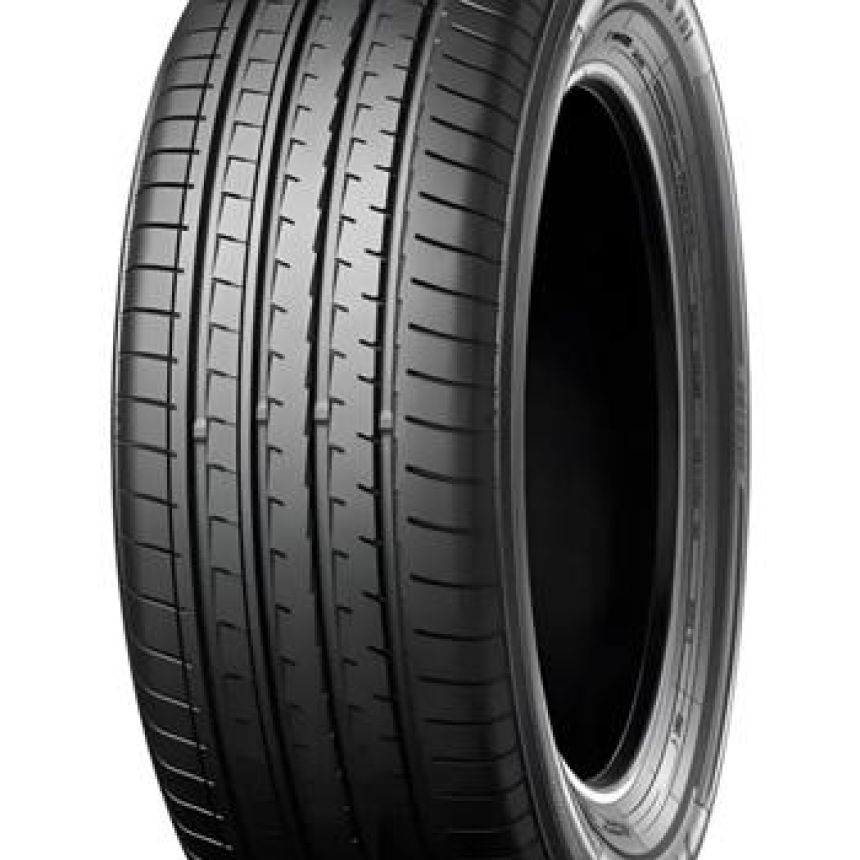 Advan V61 235/60-18 H